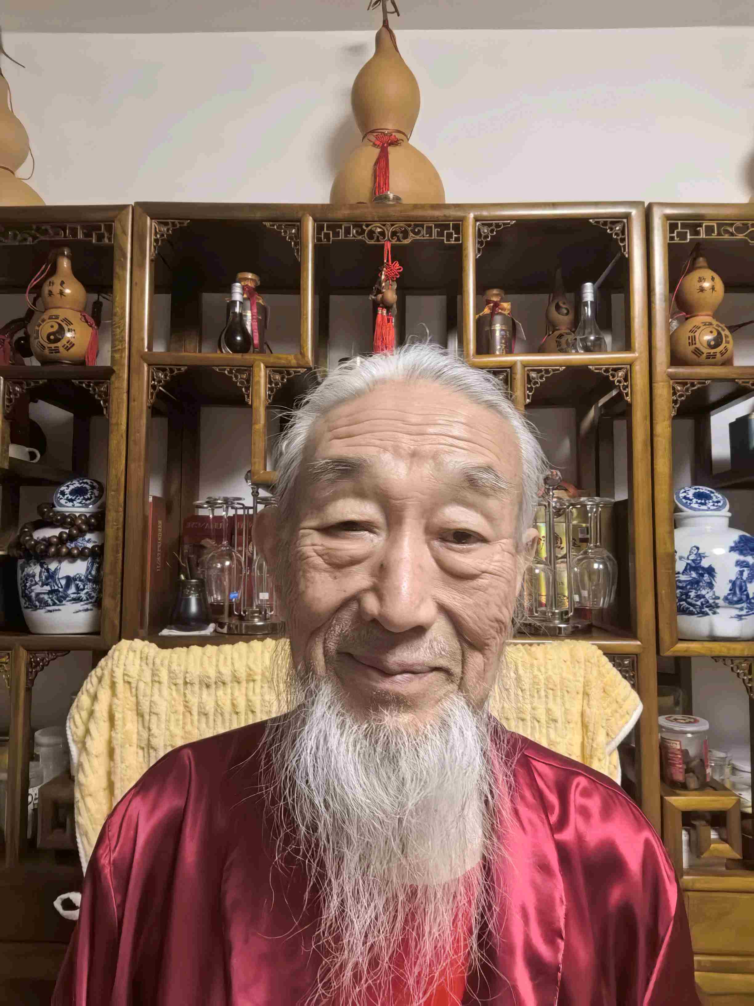 归根复命洪光元